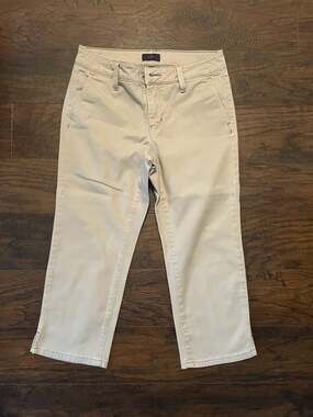NYDJ Not Your Daughter's Jeans Women's Beige Petite Khaki Chino Crop Pants Size